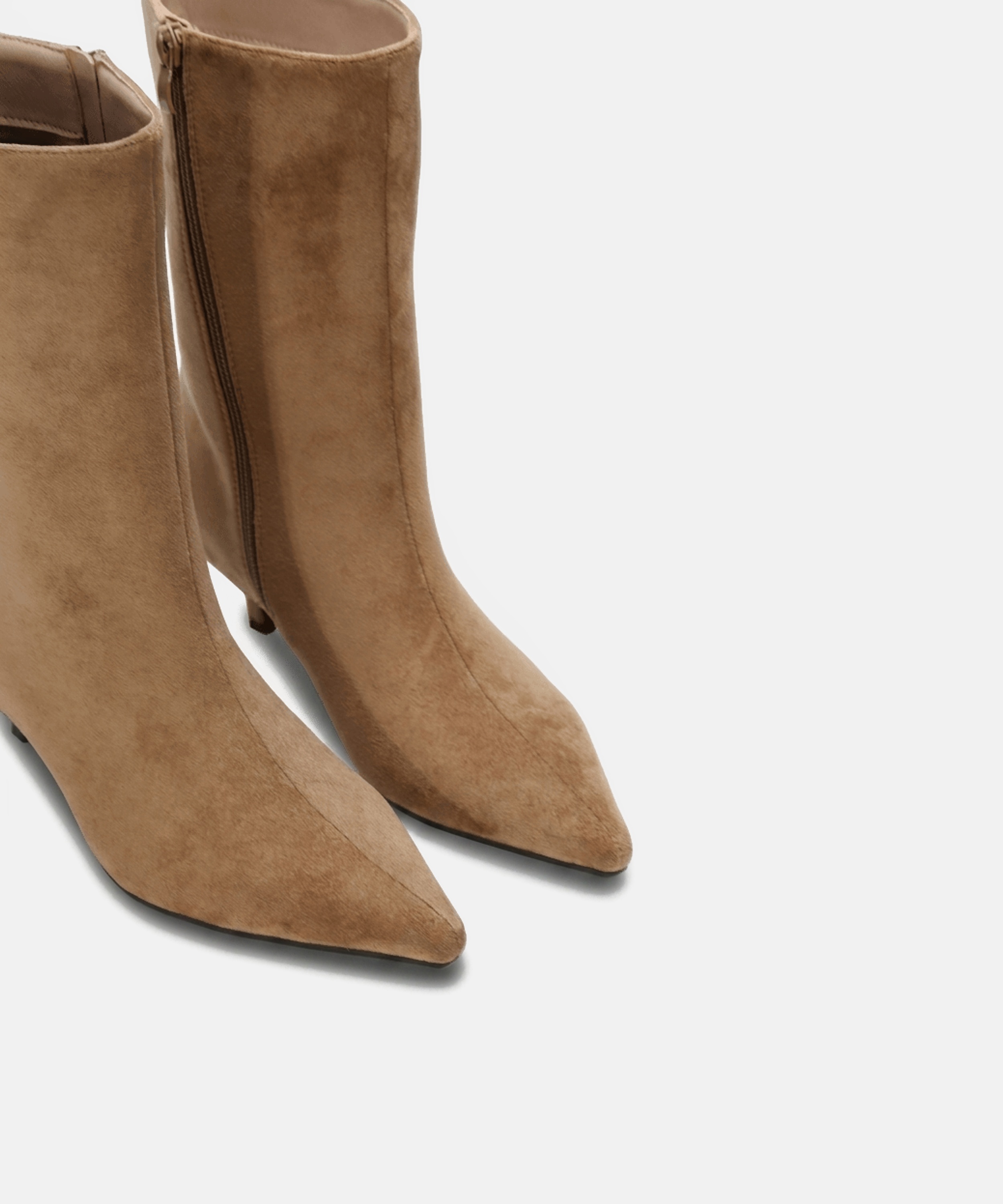 Bota salto kitten   image number null